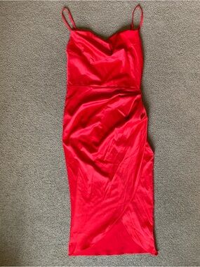 Elegant Red Satin Spaghetti-Strap Midi Dress